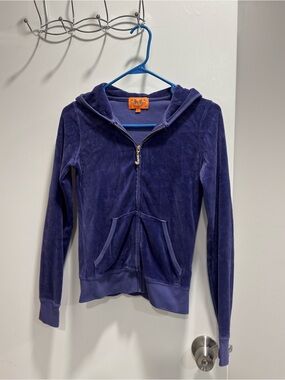 iconic vtg Y2K Juicy Couture purple velour zip-up hoodie - signature orange tag